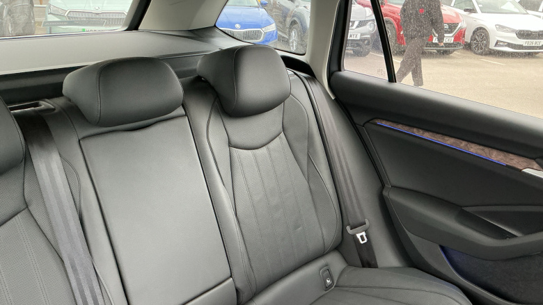 Skoda Superb 2.0 TDI 193 Laurin + Klement 4X4 5dr DSG Diesel Estate